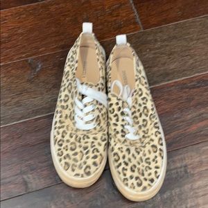 Gently Loved Divided Leopard Tennis Shoes